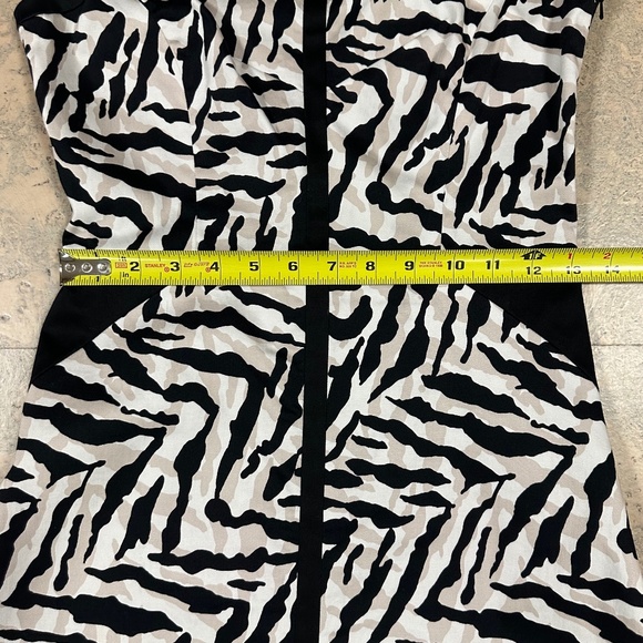 Karen Millen Zebra Dress Size 6 - Picture 10 of 15
